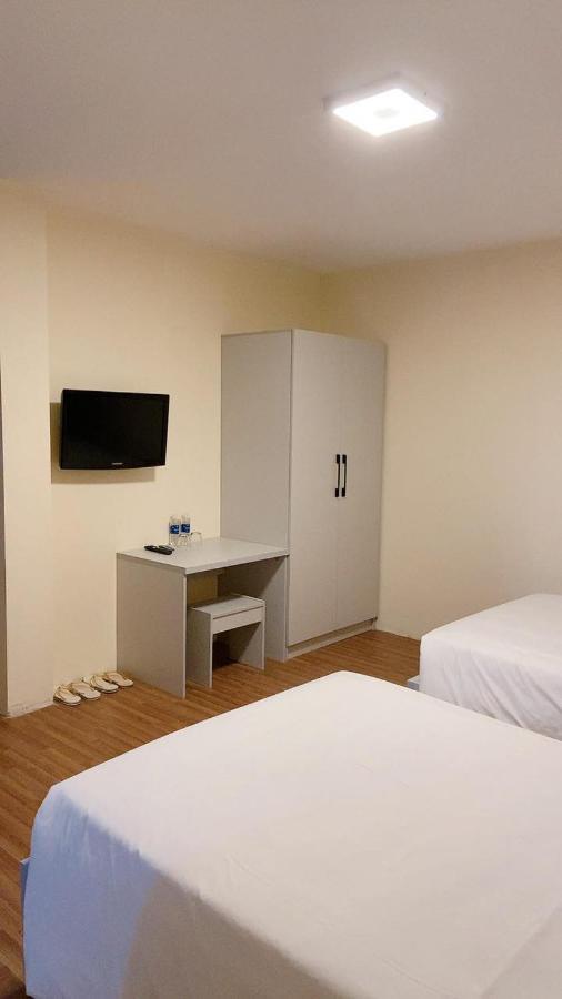 Hung Vuong Hotel Pleiku Zewnętrze zdjęcie