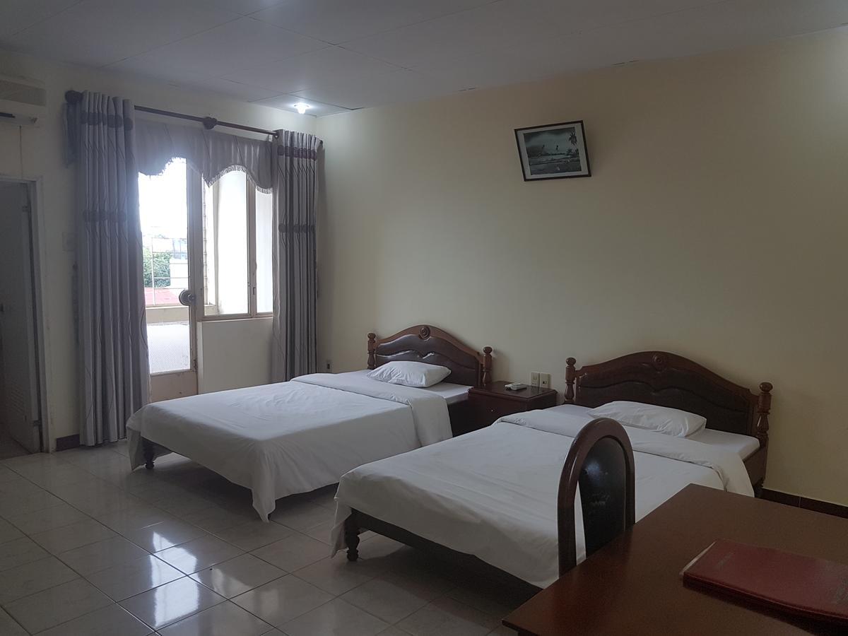 Hung Vuong Hotel Pleiku Zewnętrze zdjęcie