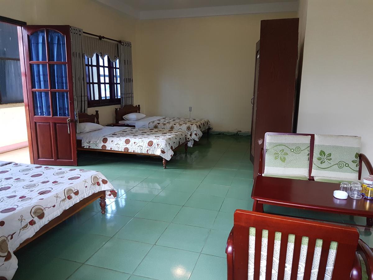 Hung Vuong Hotel Pleiku Zewnętrze zdjęcie